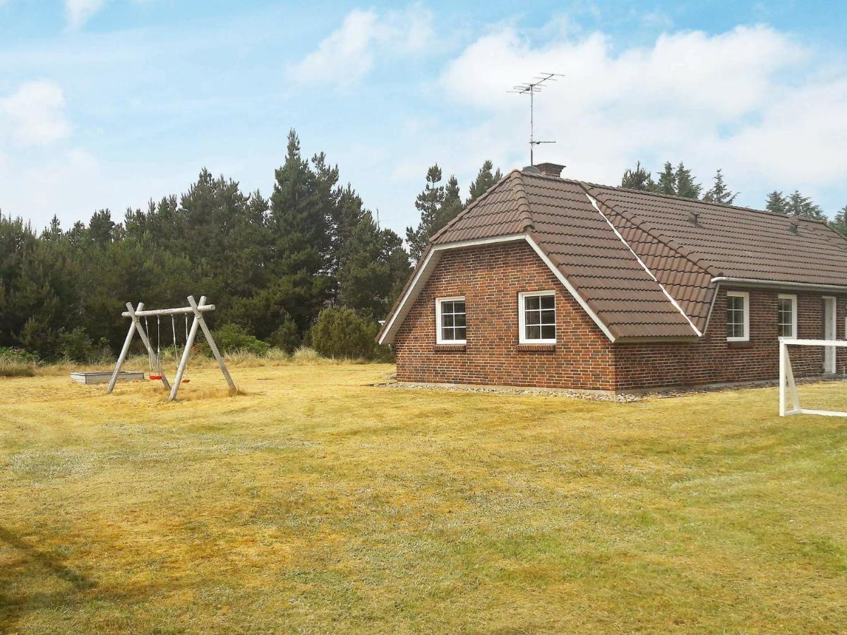 10 Person Holiday Home In Bl Vand Blavand Room photo