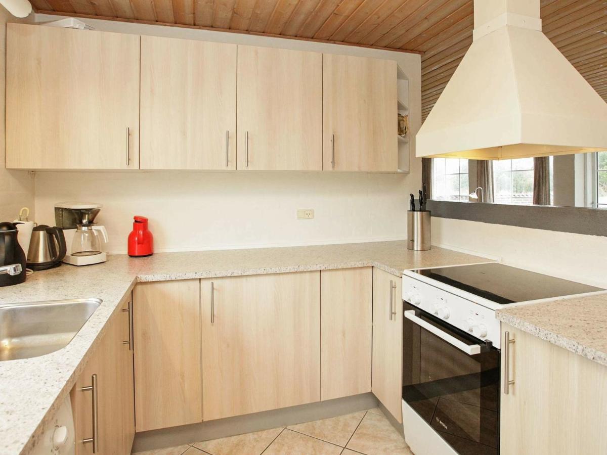10 Person Holiday Home In Bl Vand Blavand Exterior photo